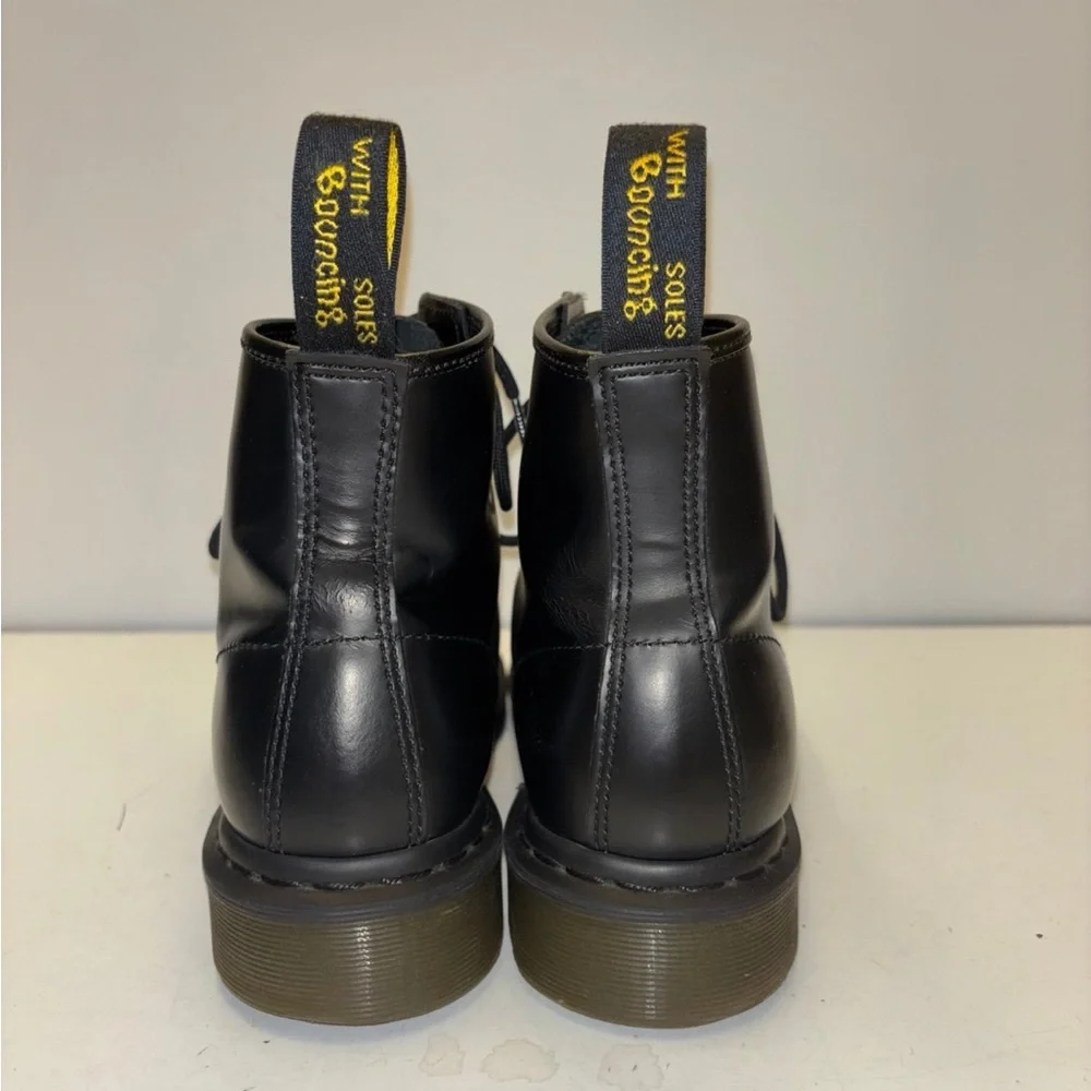 Men’s Dr Martens 101 SMOOTH LEATHER ANKLE BOOTS